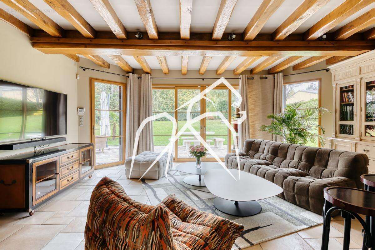 Maison à ISNEAUVILLE