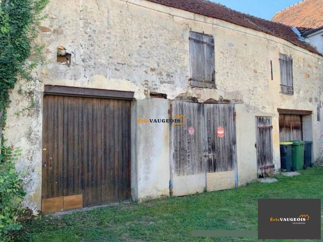 Maison à REBAIS
