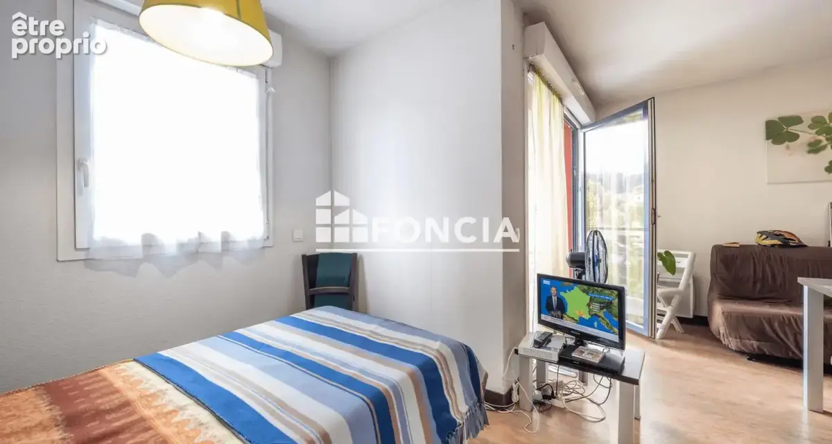 Investissement locatif – Résidence Seniors - Voiron (38500) _ LMNP / LMP – Location meublée en résidence avec services - Gestion - photo 9