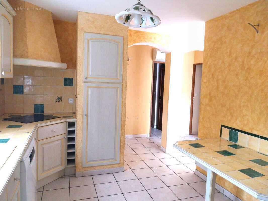 Maison 143 m² à Peret  - photo 6