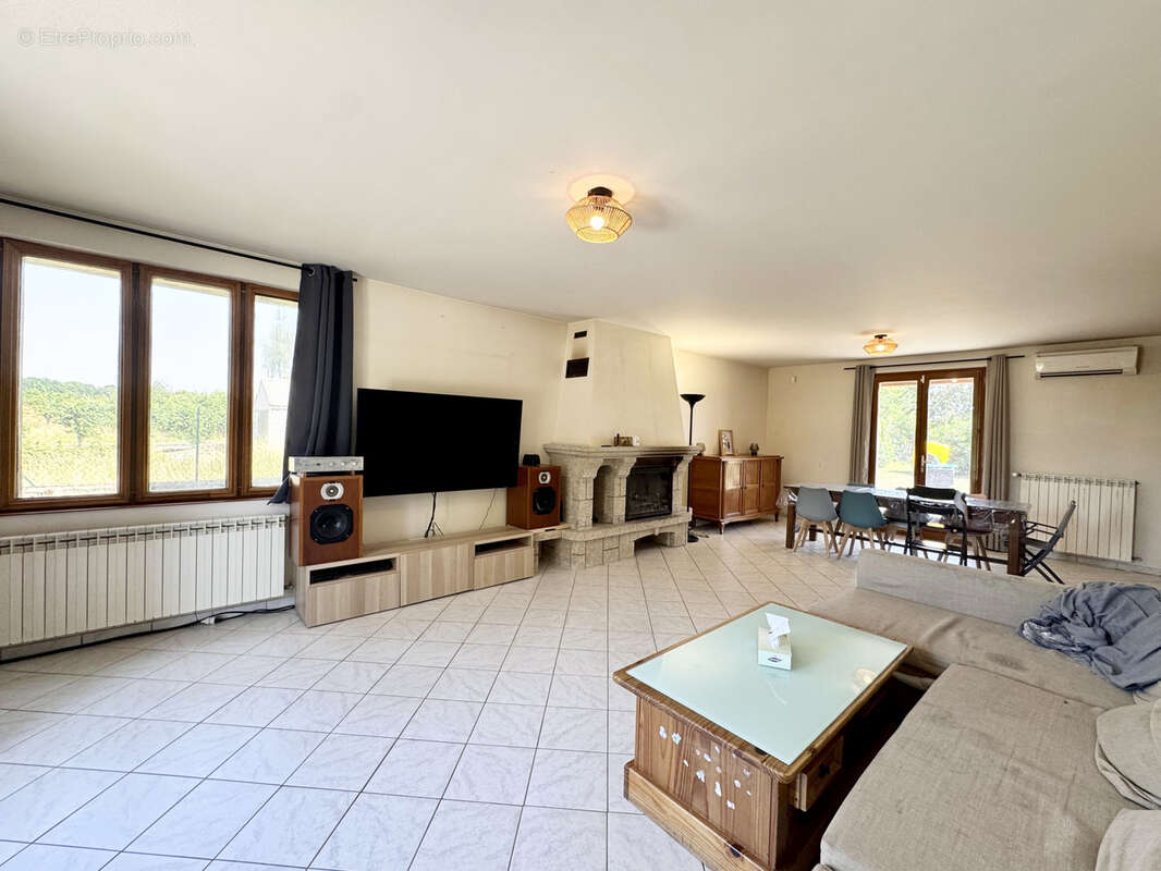 Maison à COULOMMIERS