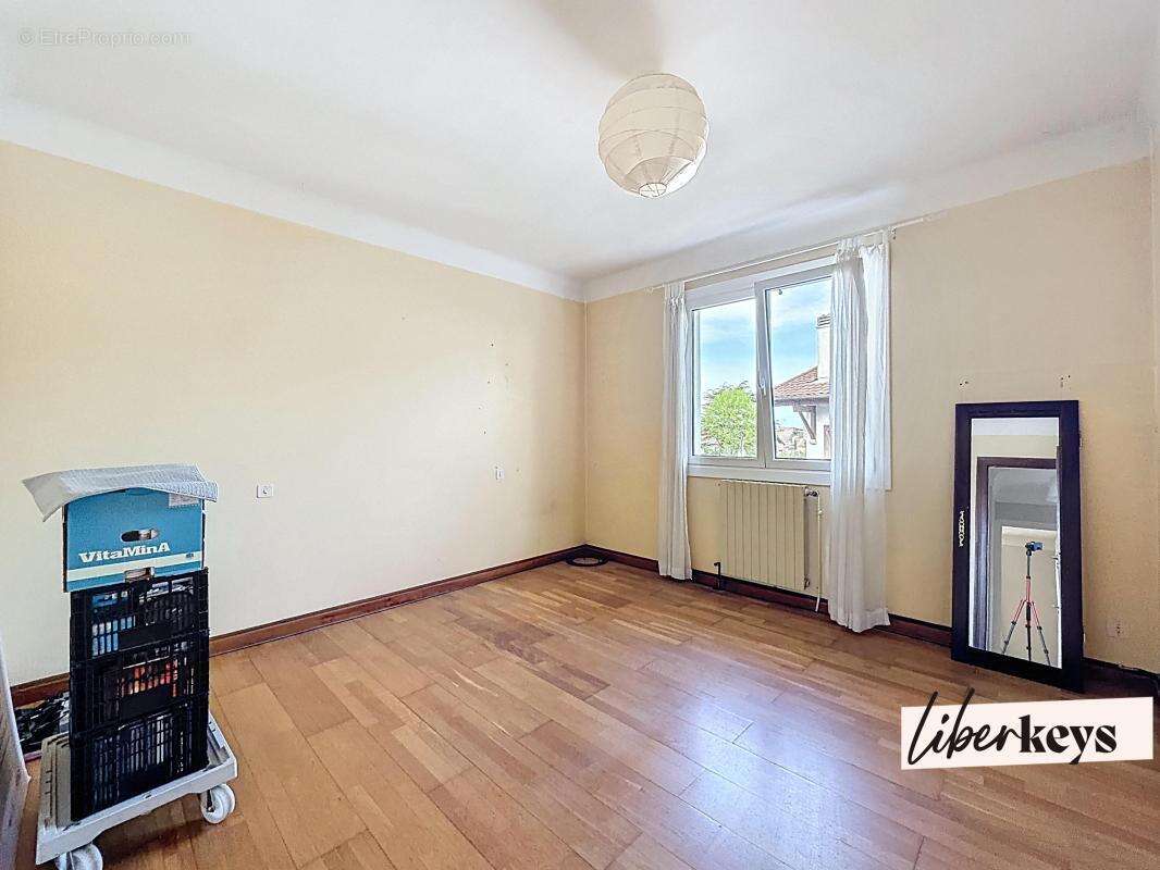 Appartement à CIBOURE