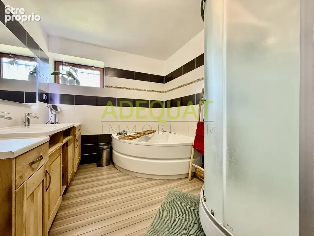CESSIEU 'CENTRE VILLAGE', maison / 3 chambres / garage / terrain de 266m2... - photo 10
