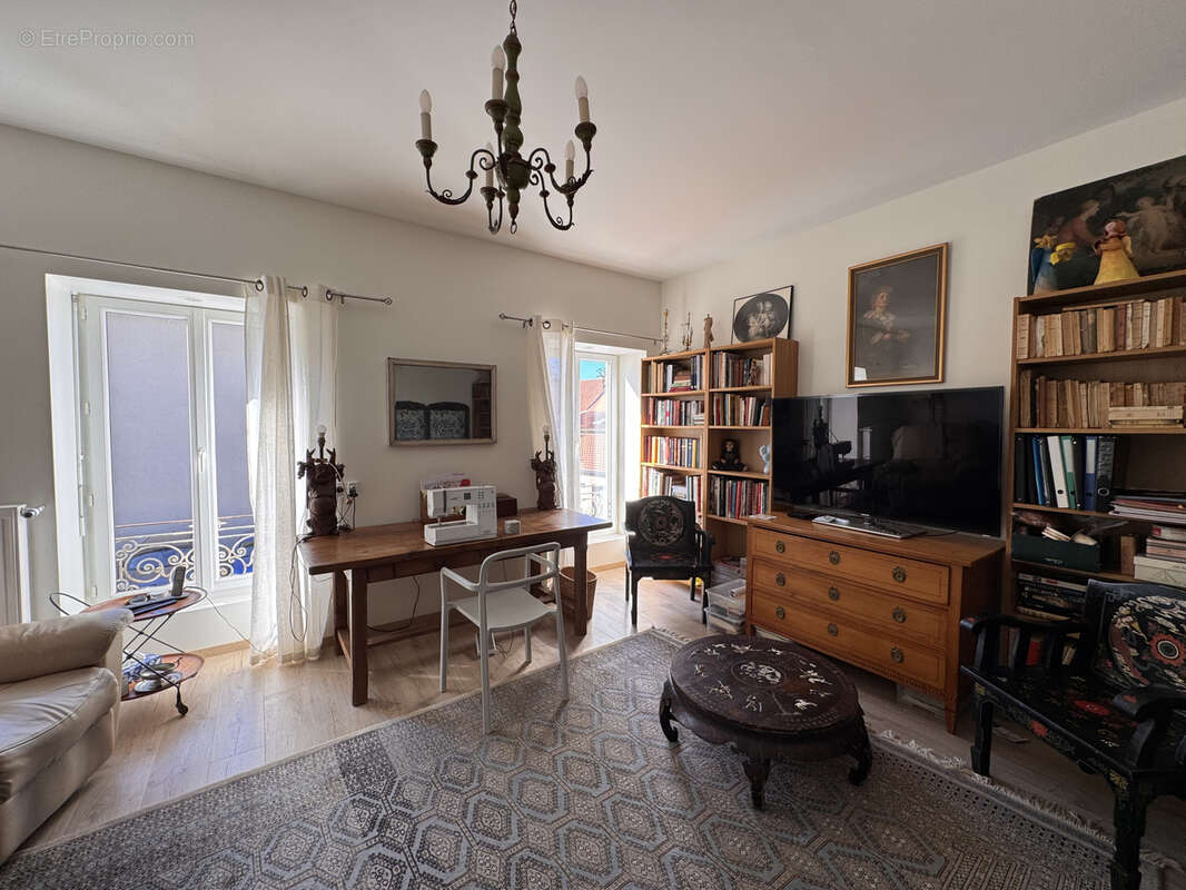 Maison bourgeoise rénovée avec jardin clos à deux pas du centre de Louhans - photo 15