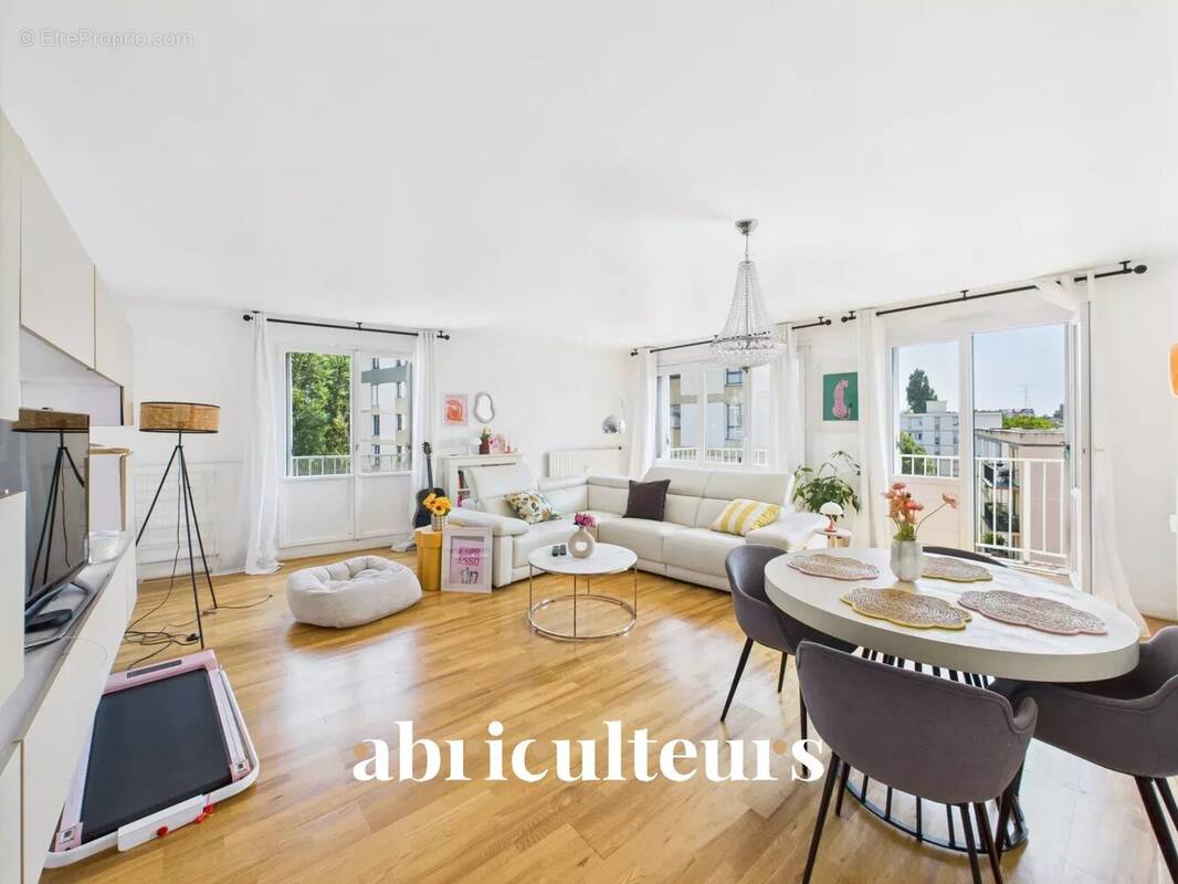 Appartement à NOGENT-SUR-MARNE