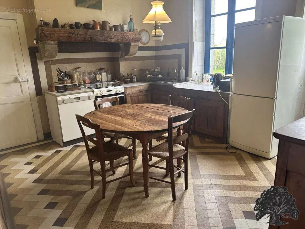 Maison à LE VIVIER-SUR-MER