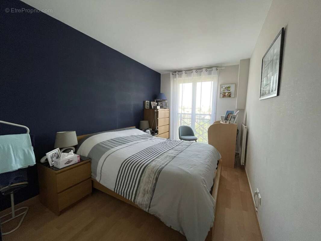 Appartement à VERNEUIL-SUR-SEINE