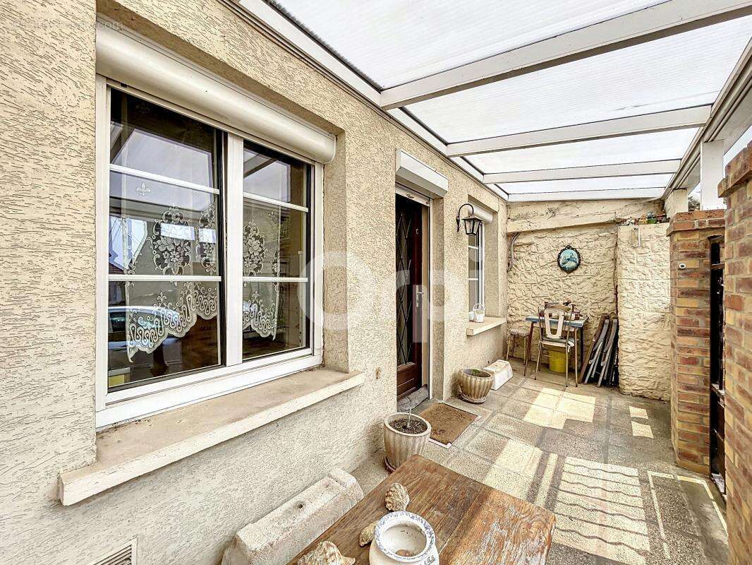 Maison à MOUY