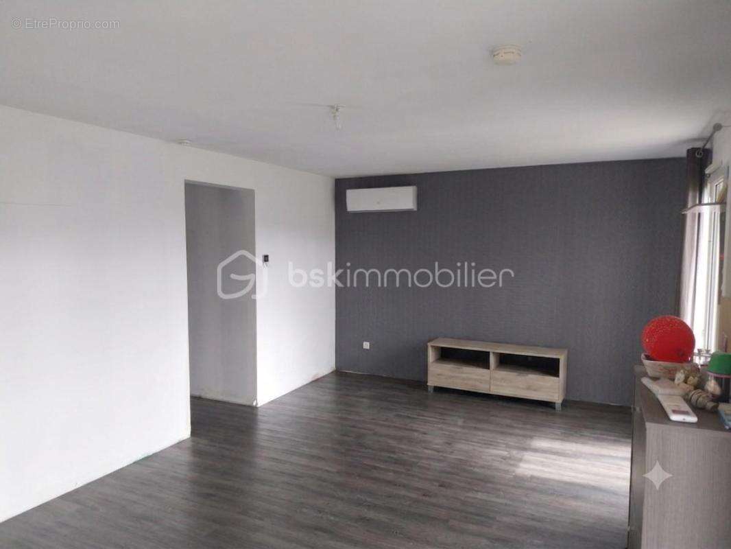 Maison de 82 m2 avec 3 chambres - Terrain de 660 m2 - photo 2