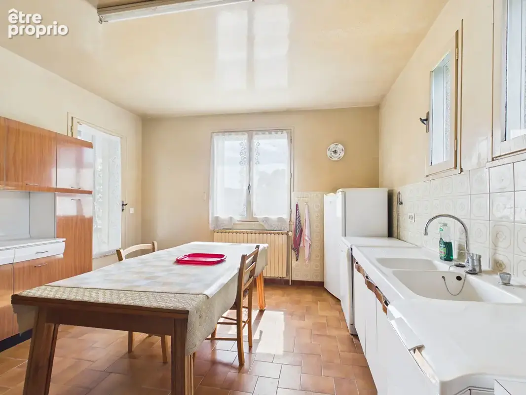Grande maison familiale à Chomérac. - photo 7