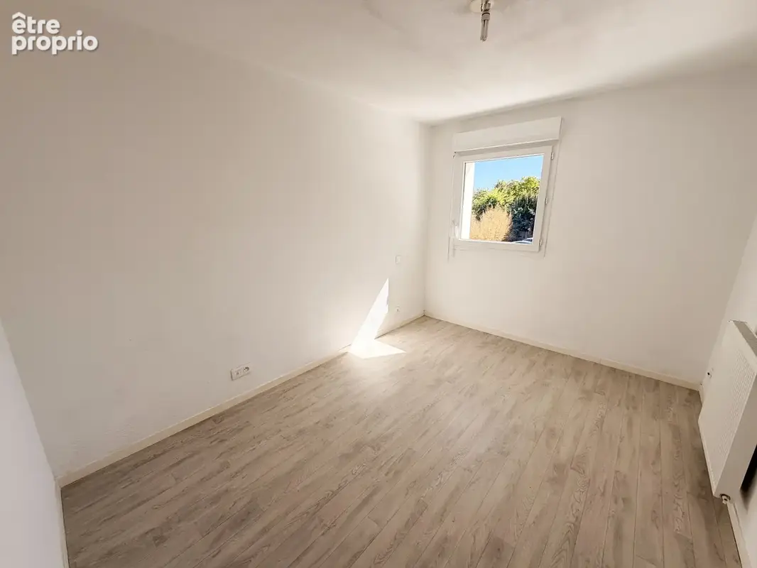 Appartement T3 en duplex avec terrasse - photo 8