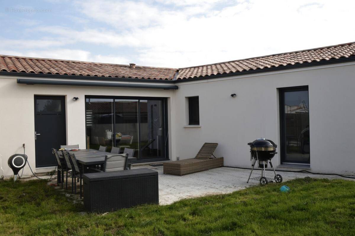 Maison à SAINTE-FLAIVE-DES-LOUPS