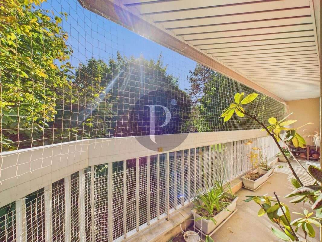 Appartement à VERRIERES-LE-BUISSON