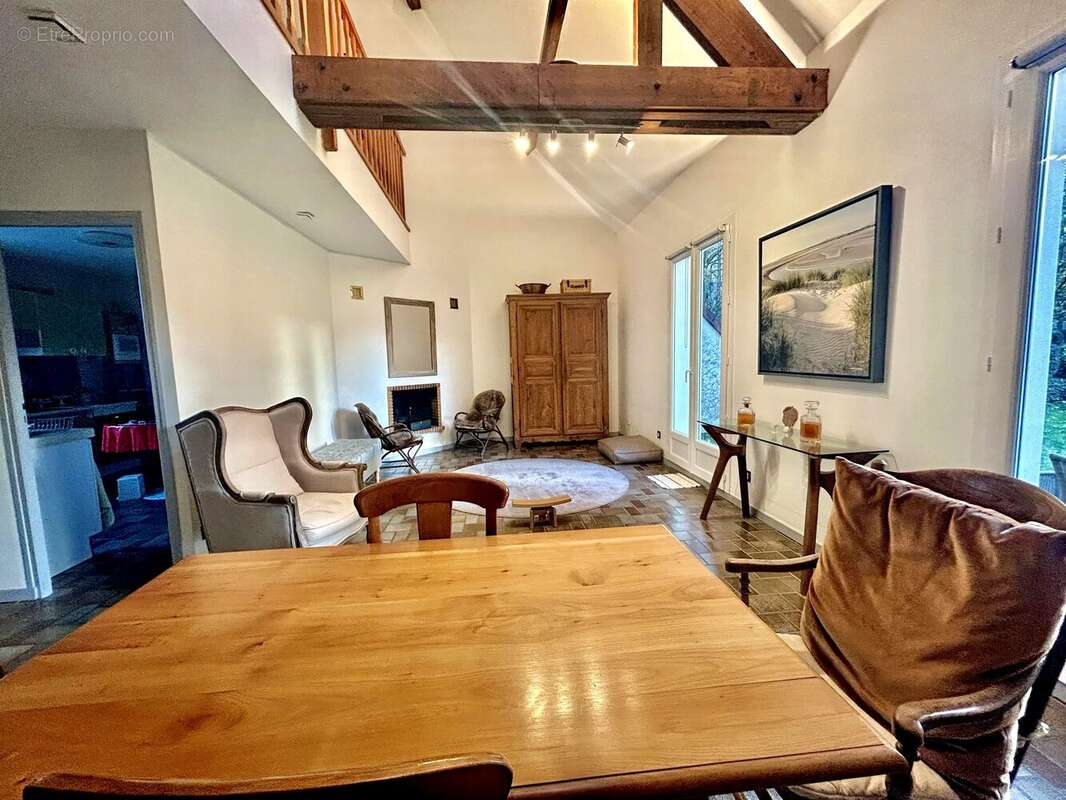 Maison à CAGNY