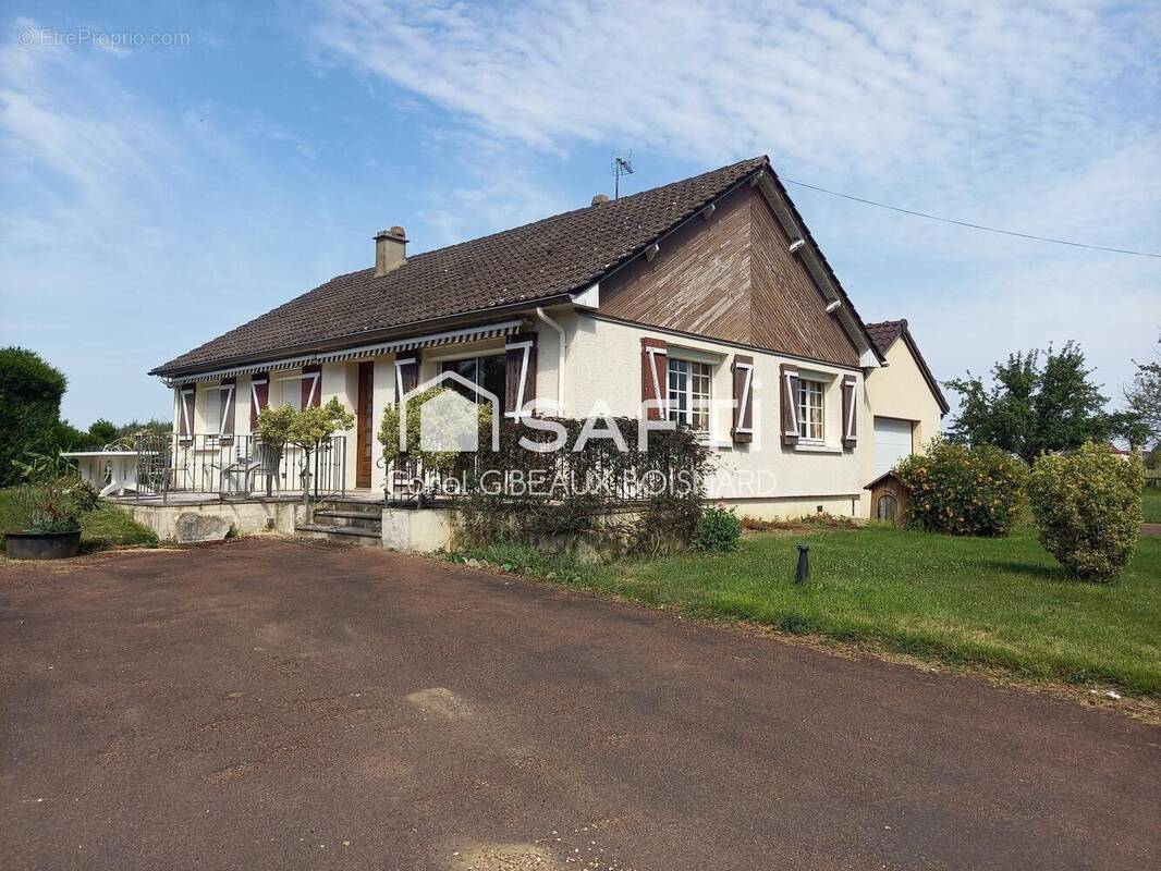Photo 1 - Maison à BONNEVAL
