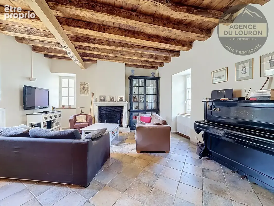 Maison, Gîte, & Dépendances à Avajan - photo 5
