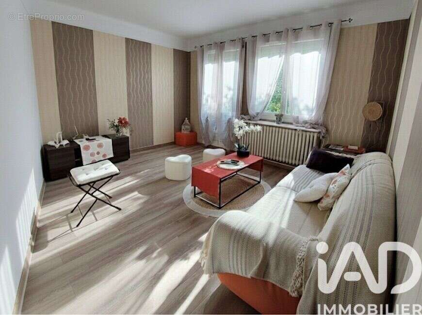 Photo 3