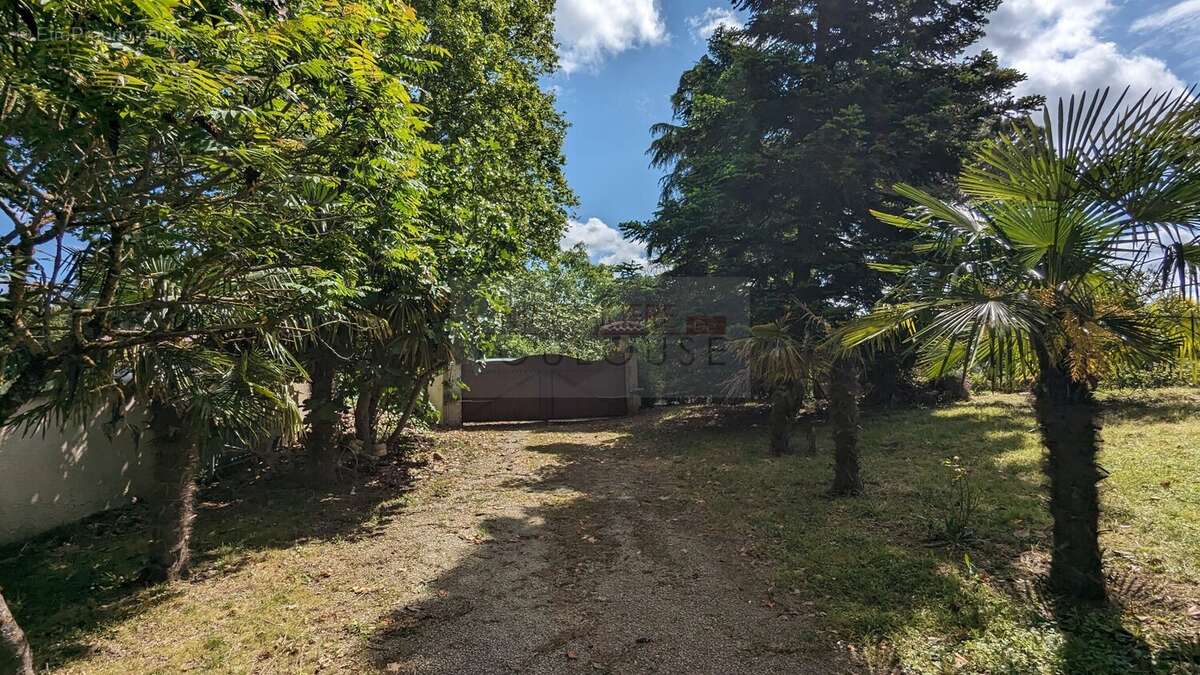 Maison à MONTASTRUC-LA-CONSEILLERE