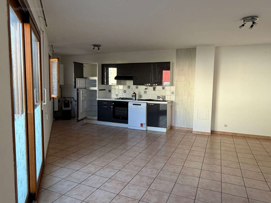 Maison à CHALLES-LES-EAUX