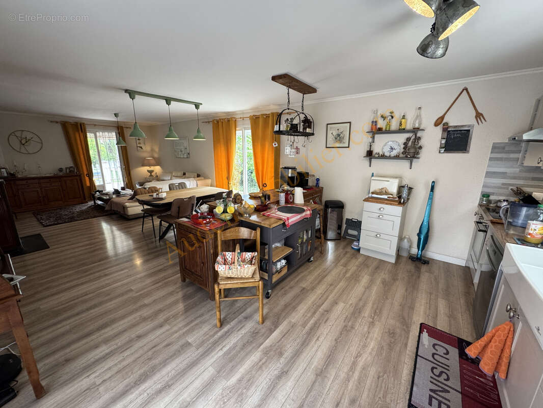 Maison à ESPERAZA
