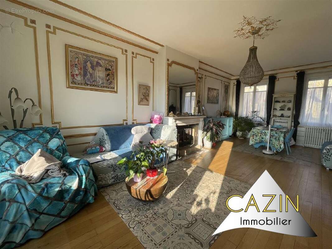 Maison à LE PIN-AU-HARAS