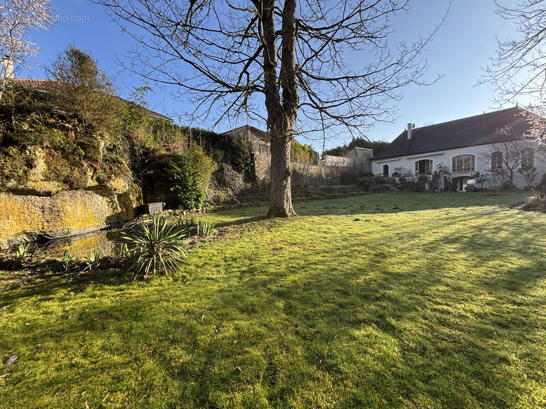 Maison à CHATILLON-SUR-SEINE