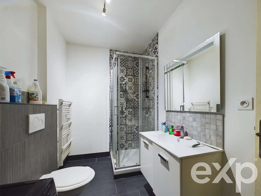 Appartement à LA TOUR-DU-PIN