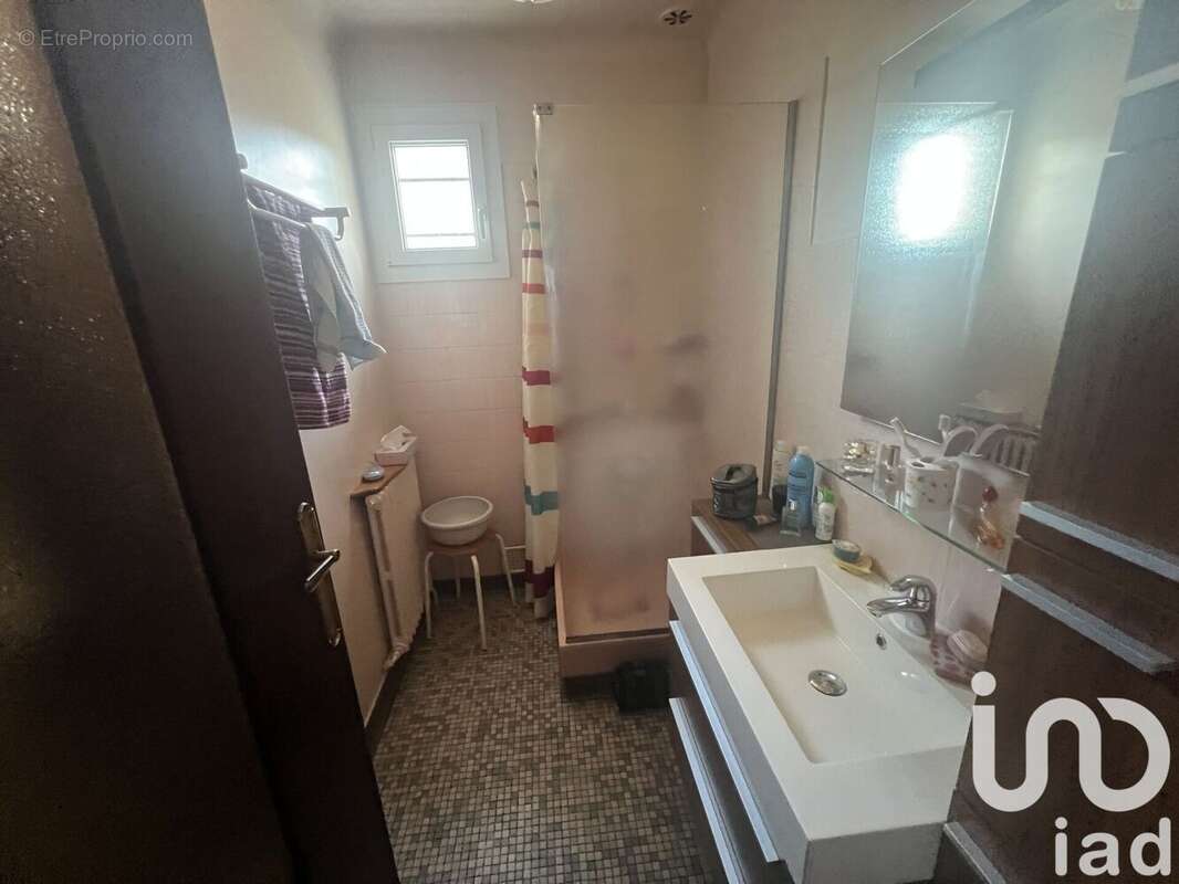 Photo 9 - Maison à SAINTRY-SUR-SEINE