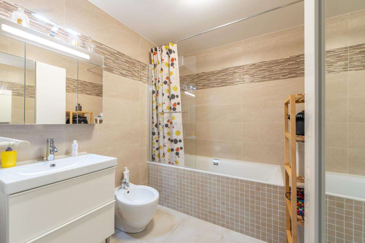 Appartement à VELIZY-VILLACOUBLAY