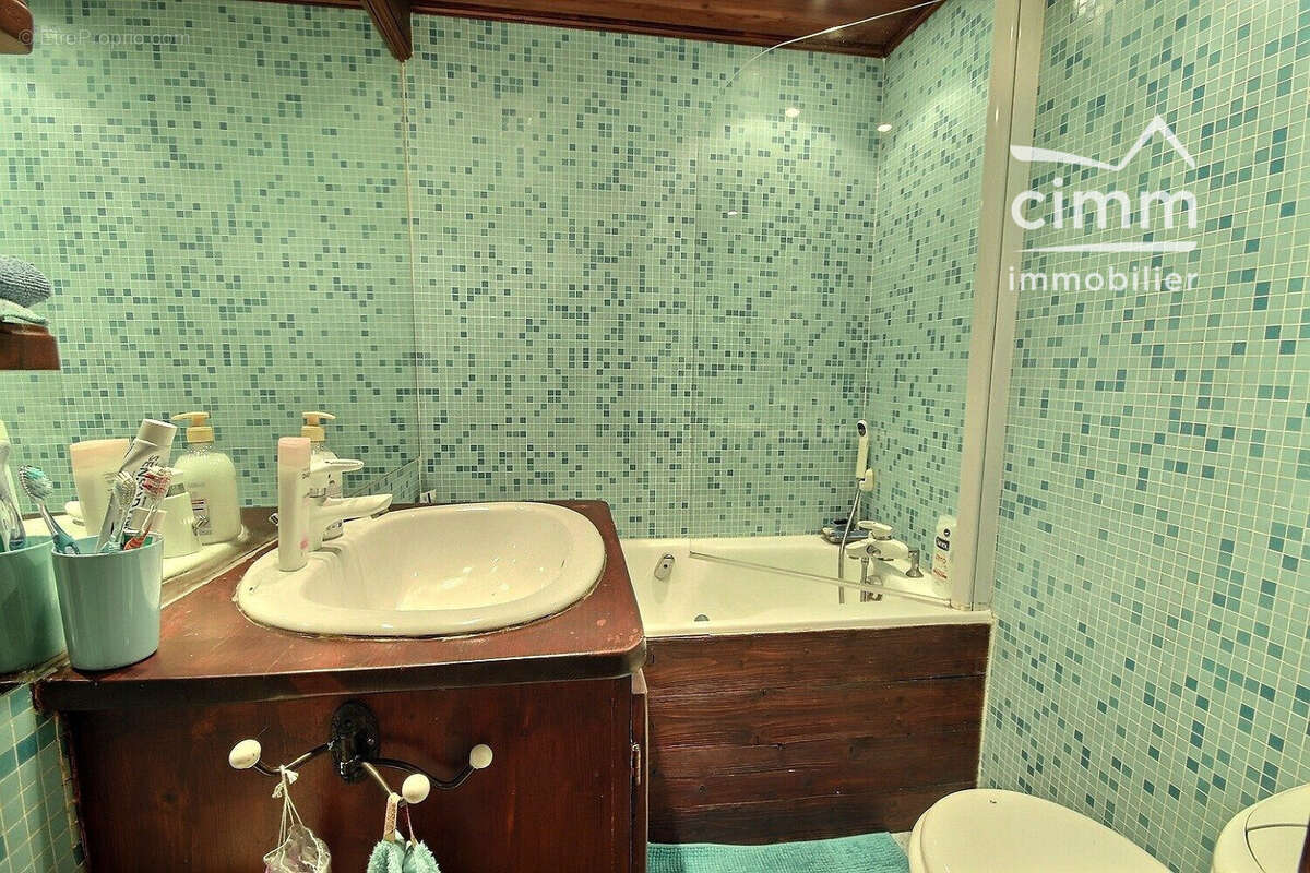 Maison à ARACHES-LA-FRASSE