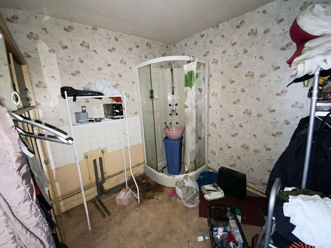 Maison à SAINT-SERNIN-DU-BOIS