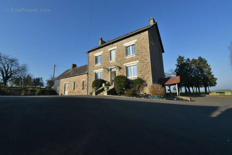 Maison à SAINT-MARS-D'EGRENNE