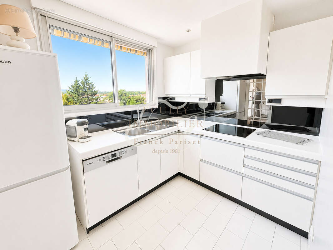 Appartement à TASSIN-LA-DEMI-LUNE