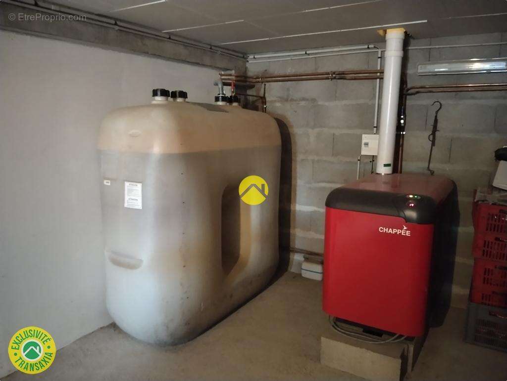 Maison à LE VEURDRE