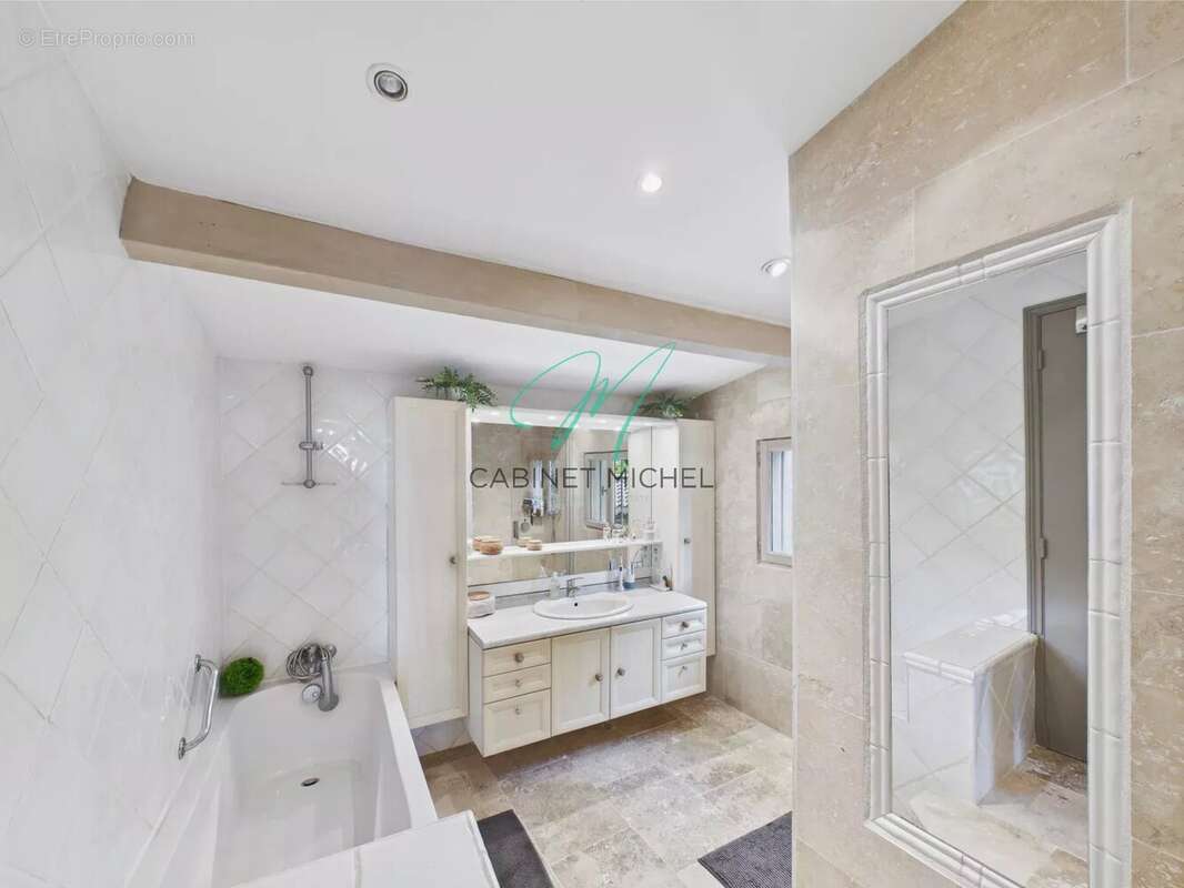 Maison à LE BAR-SUR-LOUP