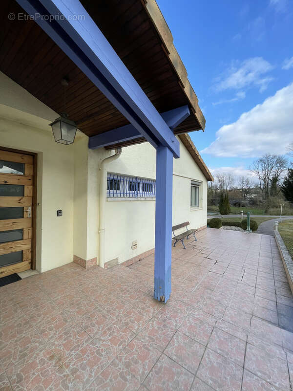 Maison à LES HAUTS-DE-CHEE