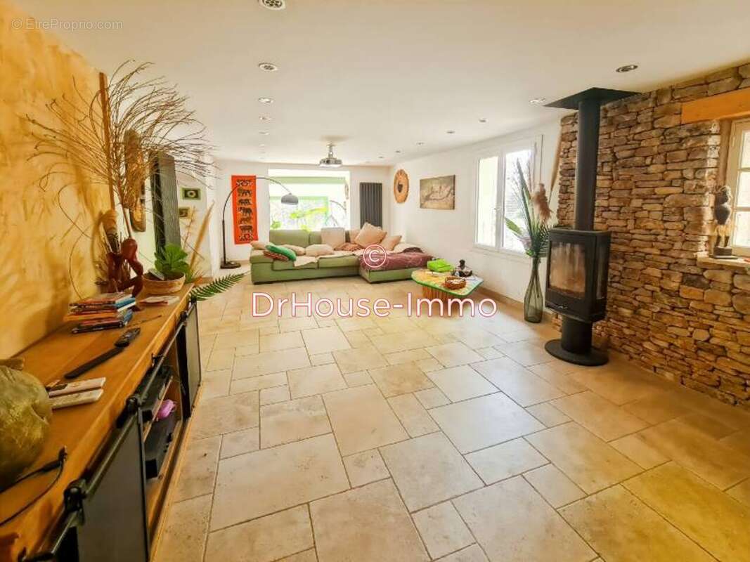 Maison à PIERREVERT