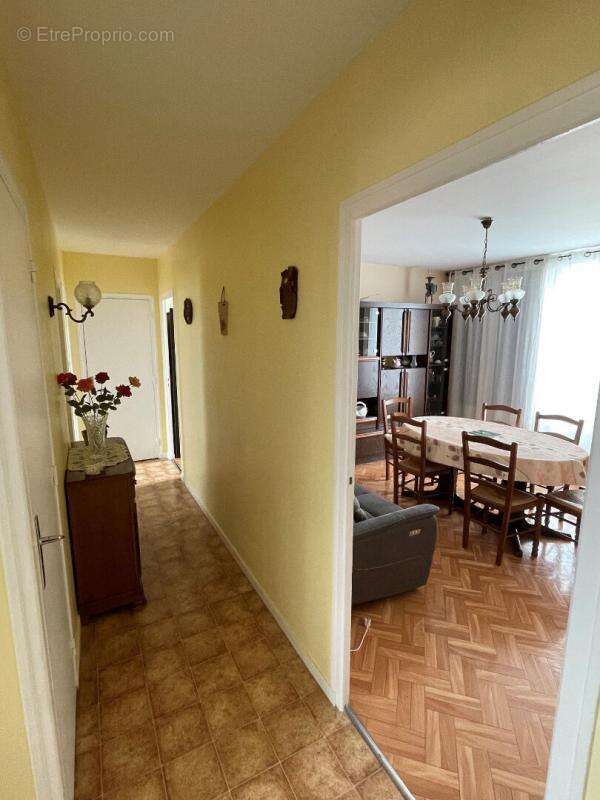 Appartement à FONTAINE