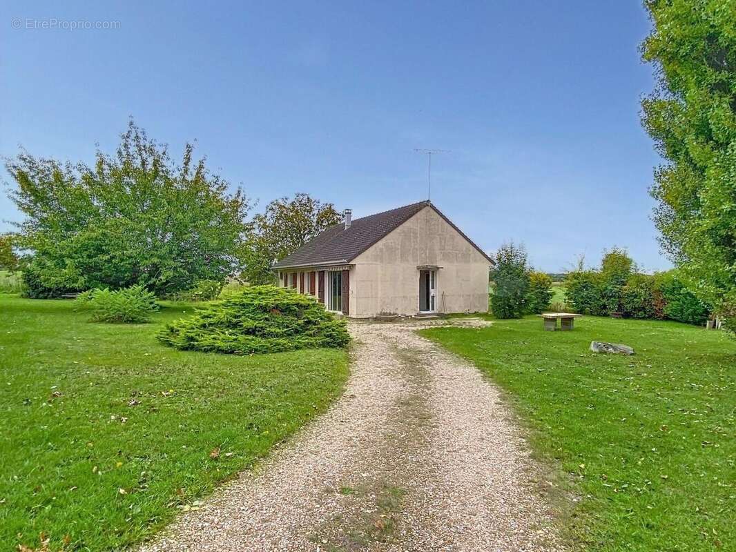 Photo 2 - Maison à BREVAL