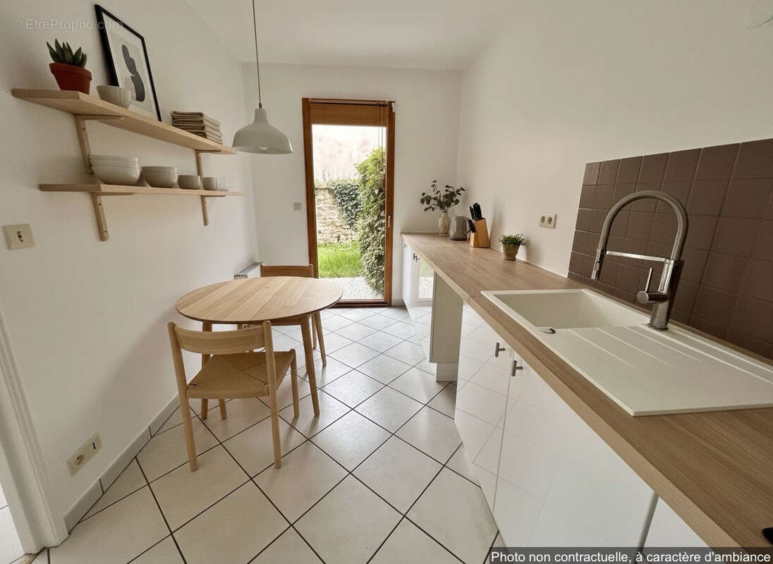 Appartement à LIMAS