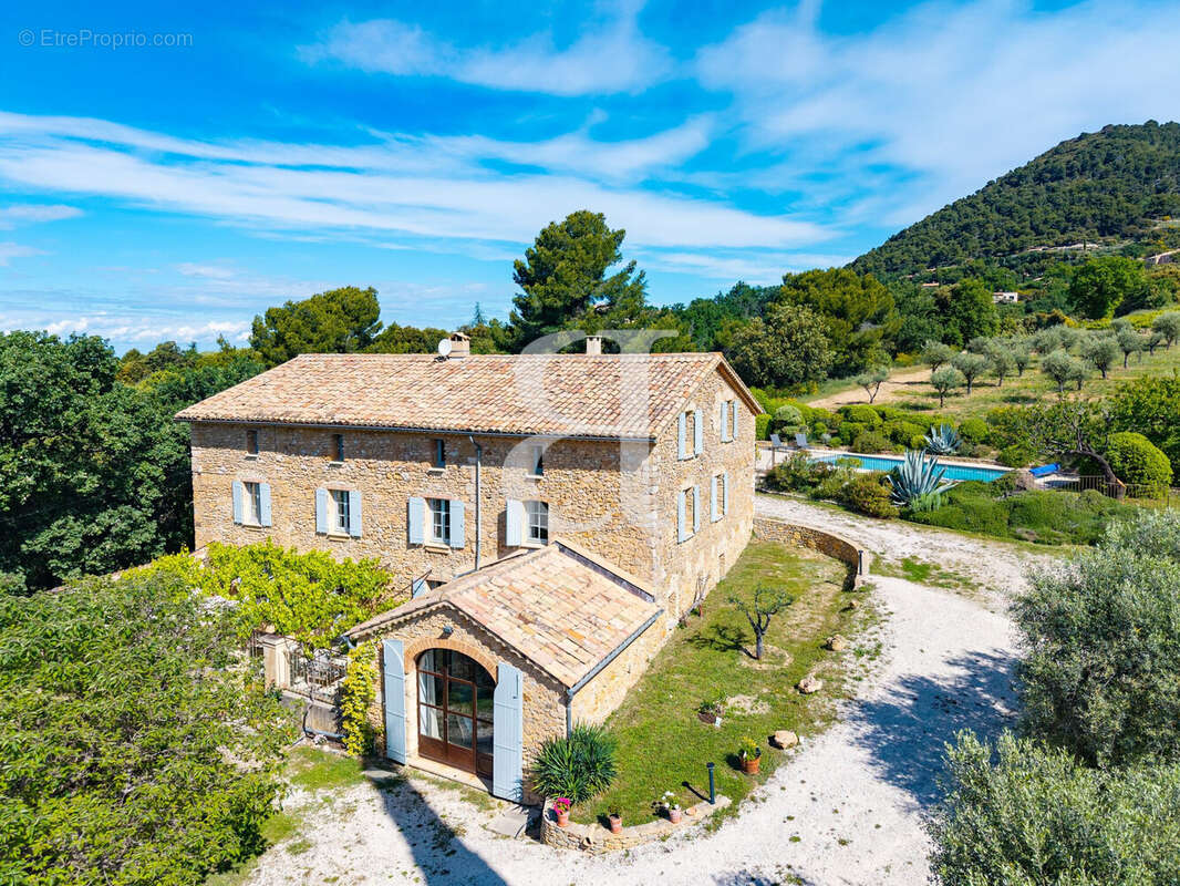 Maison à VAISON-LA-ROMAINE