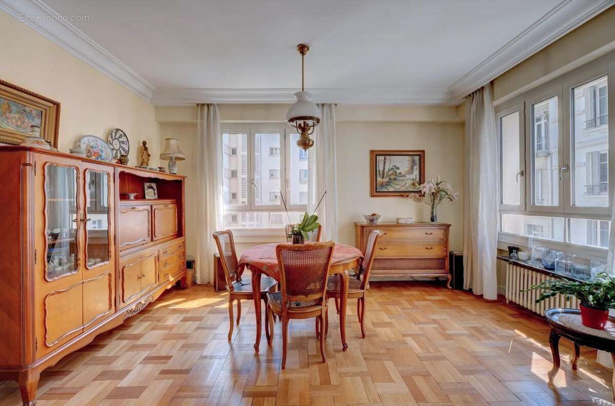 Appartement à LYON-6E