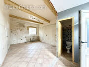 Appartement à UCHAUD