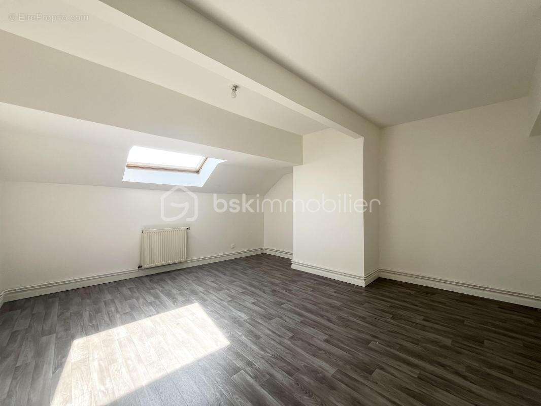 Immeuble de rapport - 4 lots - 300 m² - hypercentre de sedan - photo 11