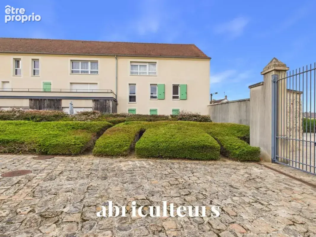 Photo Appartement à Survilliers au prix de 242 500€
