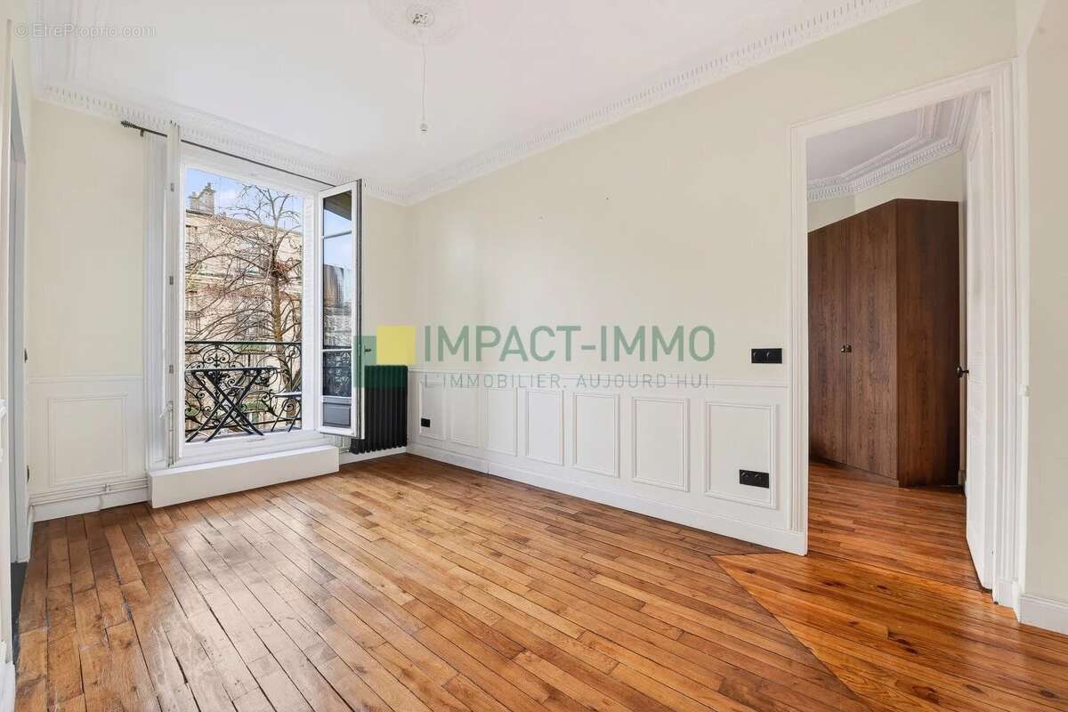 Appartement à CLICHY