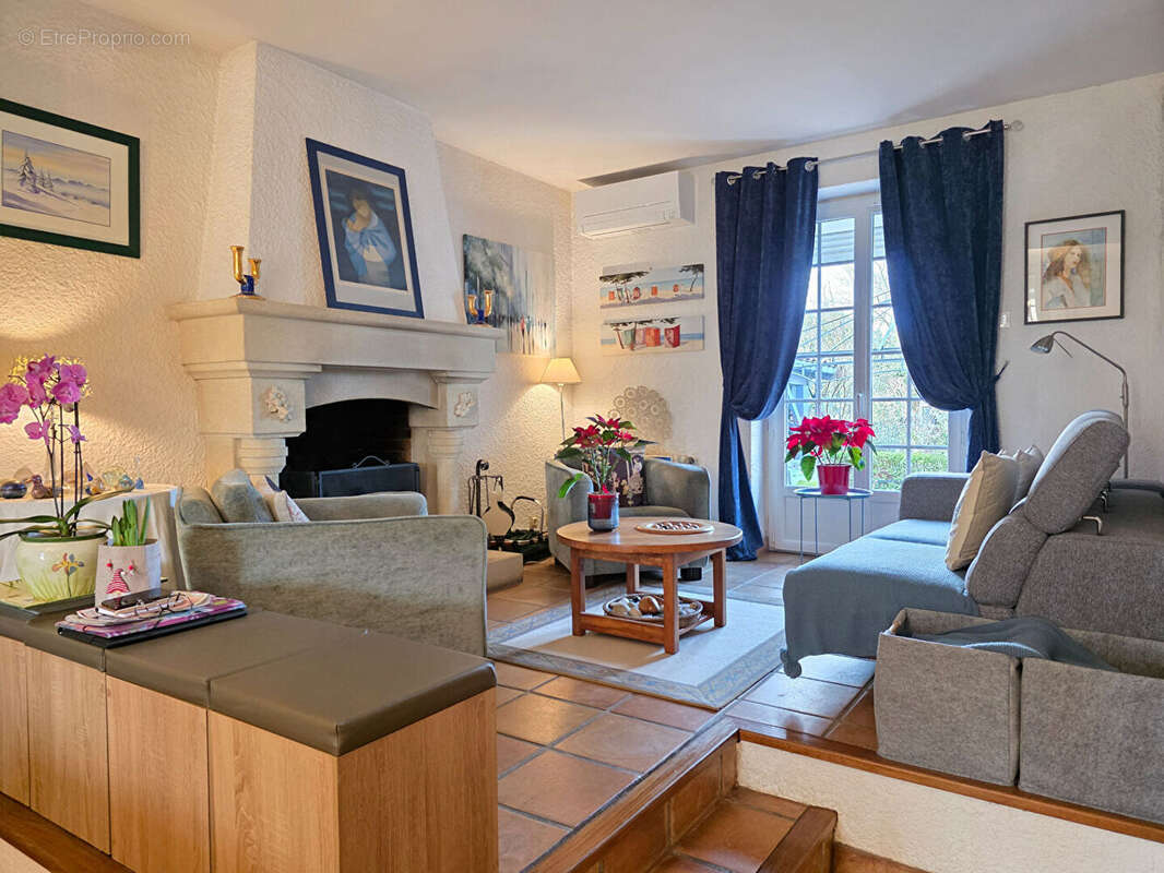 Maison à ROMANS-SUR-ISERE