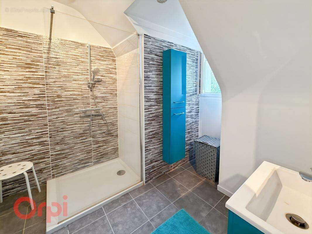 Maison familiale de charme avec dépendances à Romorantin-Lanthenay (41) - photo 15
