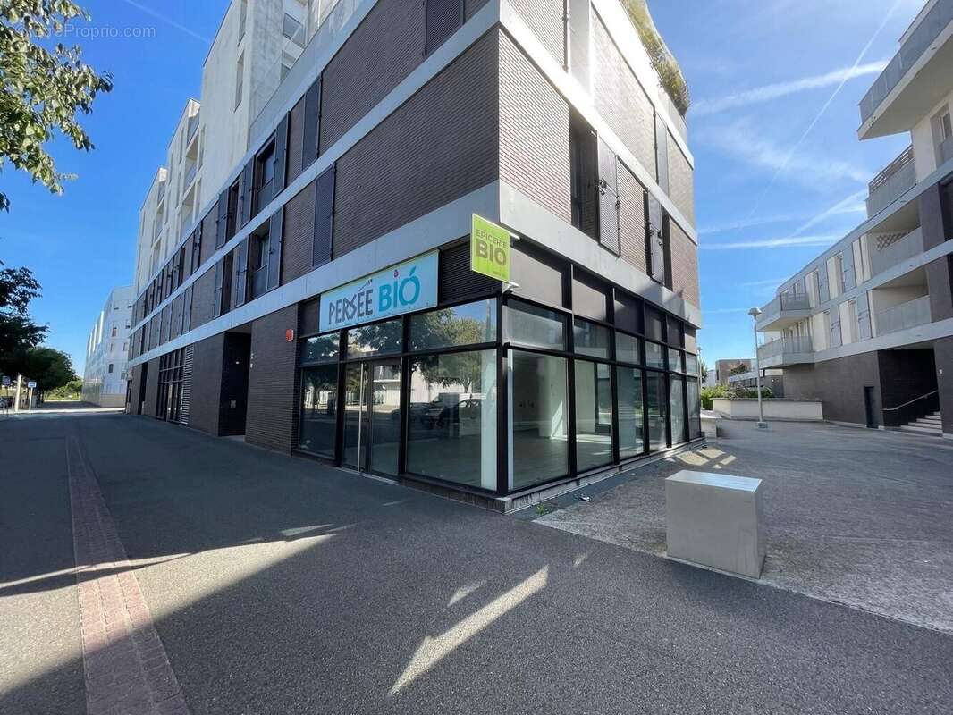 Commerce à BLAGNAC