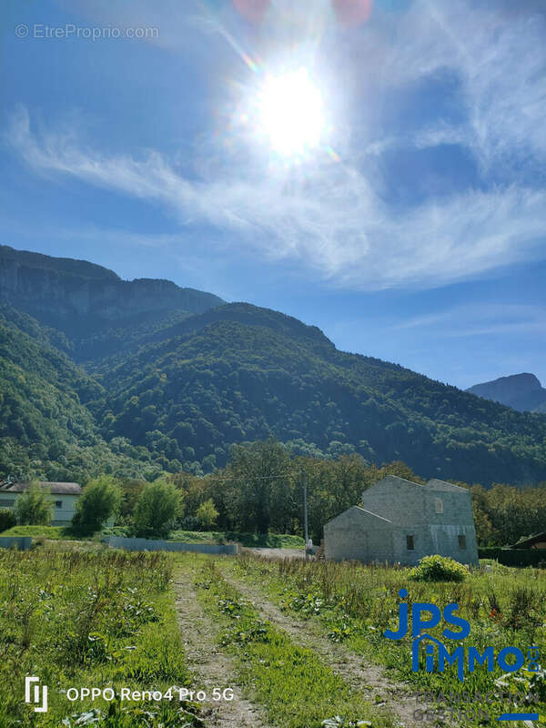 Terrain 465 m² à La Riviere  - photo 4